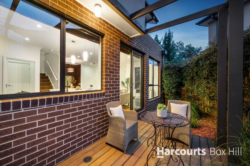 Photo - 1/4 Koala Court, Doncaster East VIC 3109 - Image 8