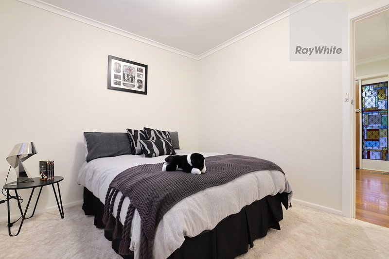 Photo - 14 Koala Crescent, Westmeadows VIC 3049 - Image 13