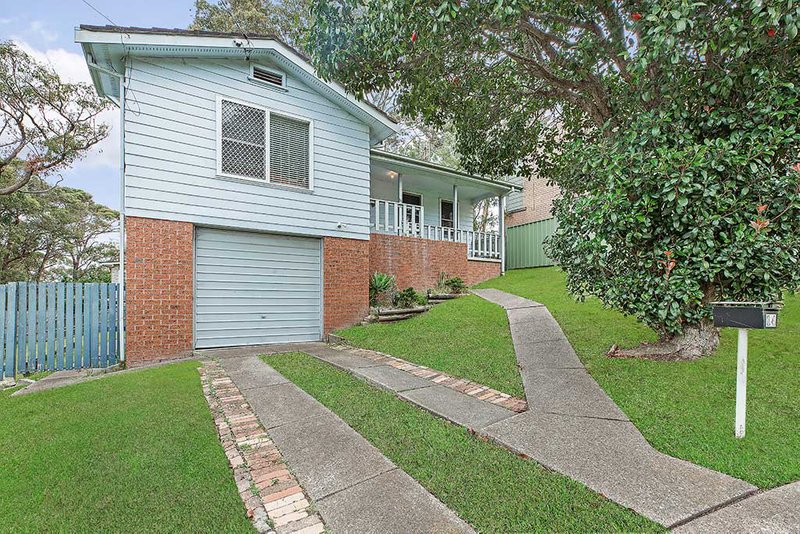 14 Koiyong Place, Bolton Point NSW 2283