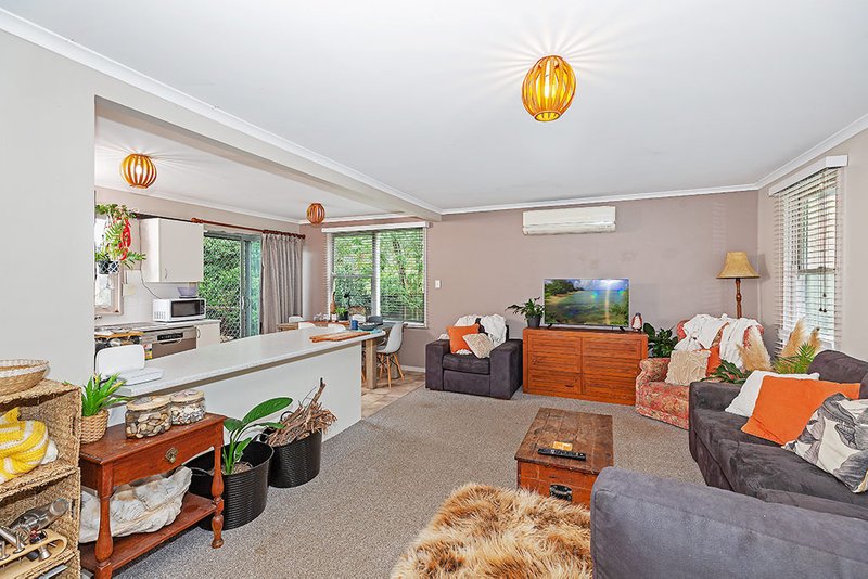 Photo - 14 Koiyong Place, Bolton Point NSW 2283 - Image 3