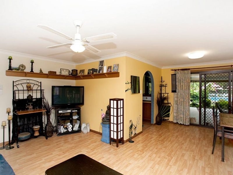 Photo - 14 Kolinda Drive, Old Bar NSW 2430 - Image 5