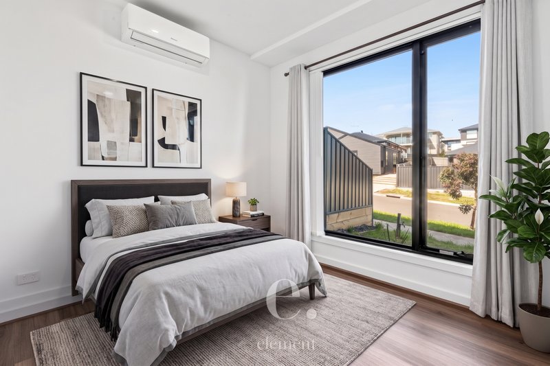 Photo - 14 Koop Close, Highton VIC 3216 - Image 4