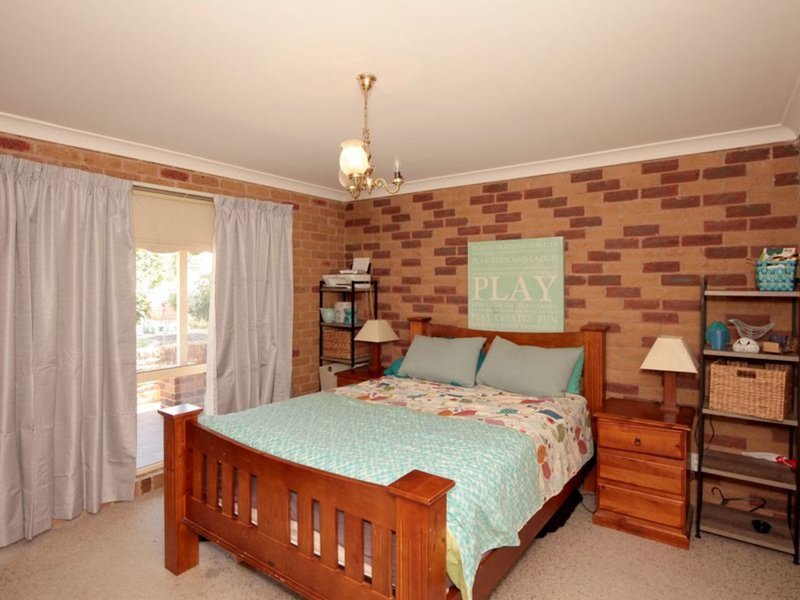 Photo - 14 Kurrajong Avenue, Forest Hill NSW 2651 - Image 7