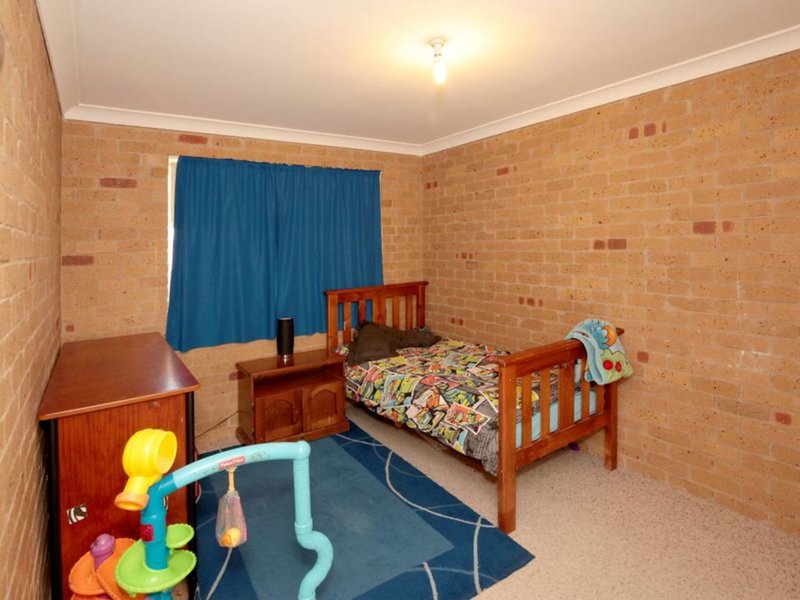 Photo - 14 Kurrajong Avenue, Forest Hill NSW 2651 - Image 8