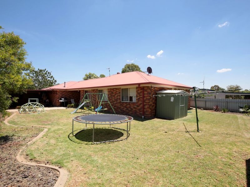 Photo - 14 Kurrajong Avenue, Forest Hill NSW 2651 - Image 12