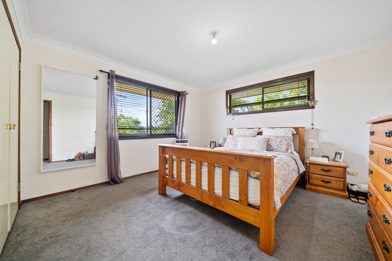 Photo - 14 Kuskopf Court, Mount Warren Park QLD 4207 - Image 6