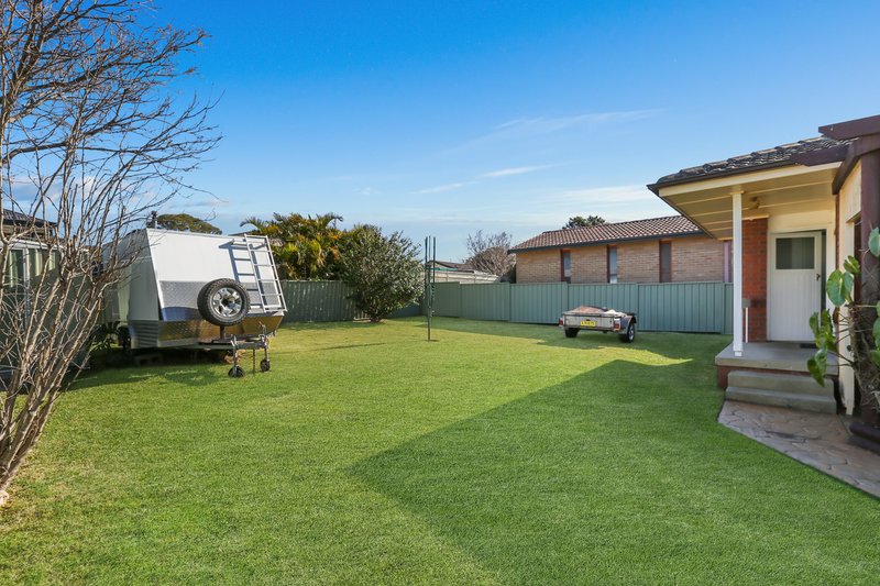 Photo - 14 Kyeema Avenue, Koonawarra NSW 2530 - Image 9