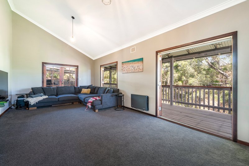 Photo - 14 La Seyne Crescent, Warnbro WA 6169 - Image 15