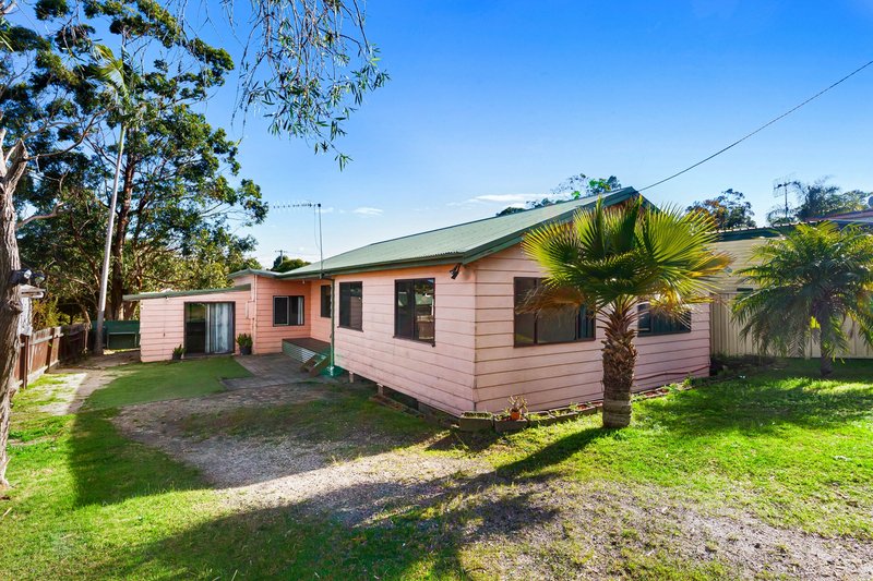 14 Laelana Avenue, Budgewoi NSW 2262