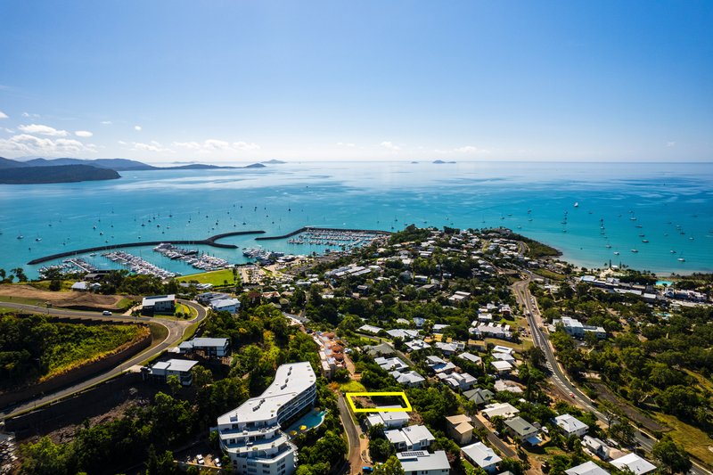 Photo - 14 Laguna Court, Airlie Beach QLD 4802 - Image 2