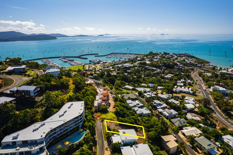 Photo - 14 Laguna Court, Airlie Beach QLD 4802 - Image 4