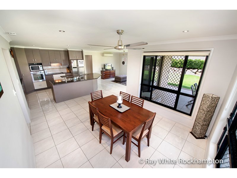 Photo - 14 Laird Avenue, Norman Gardens QLD 4701 - Image 24