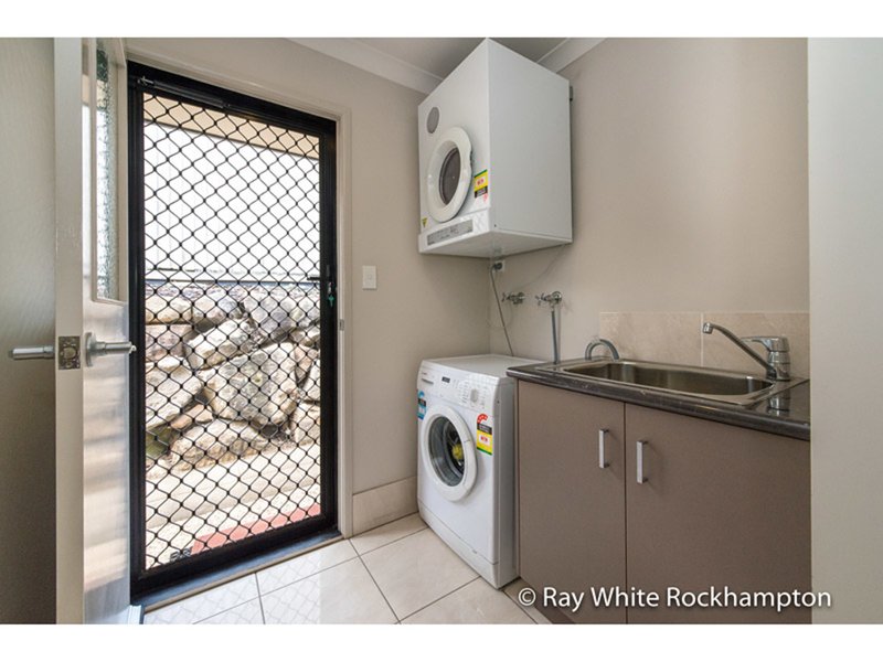Photo - 14 Laird Avenue, Norman Gardens QLD 4701 - Image 26