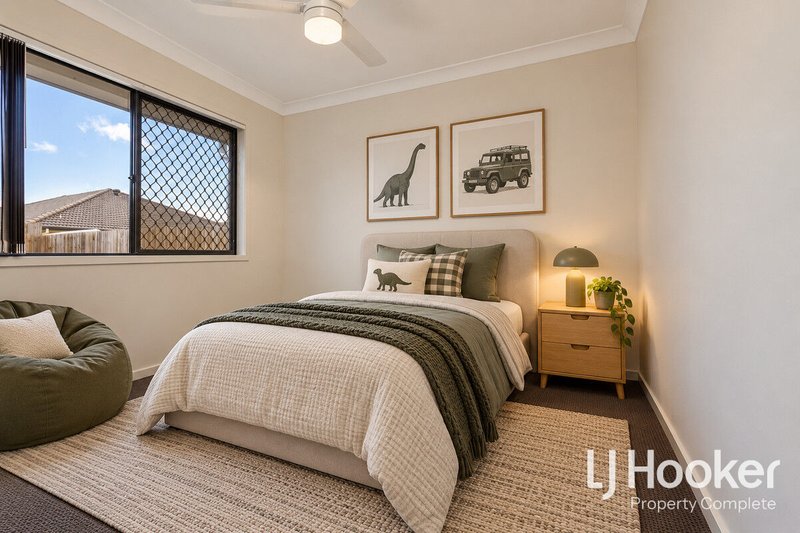 Photo - 14 Lambent Street, Yarrabilba QLD 4207 - Image 7