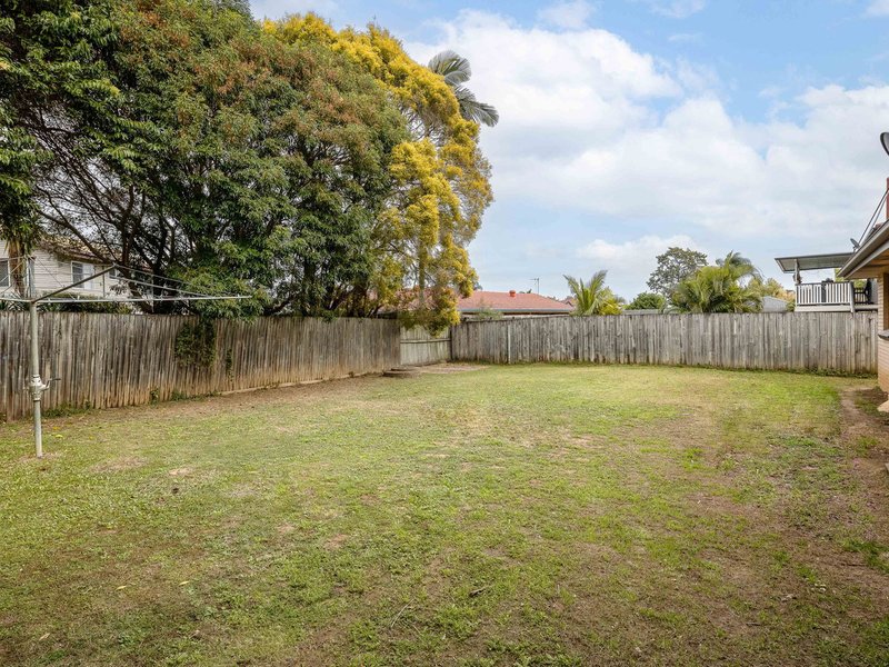 Photo - 14 Landbury Street, Bald Hills QLD 4036 - Image 12