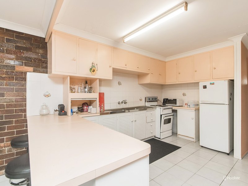 Photo - 1/4 Larcombe Street, Park Avenue QLD 4701 - Image 5