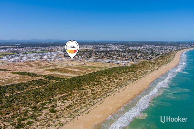 14 Lauderdale Road, Madora Bay WA 6210