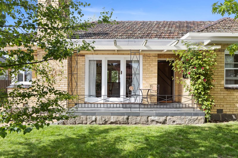 14 Lauriston Street, Kyneton VIC 3444