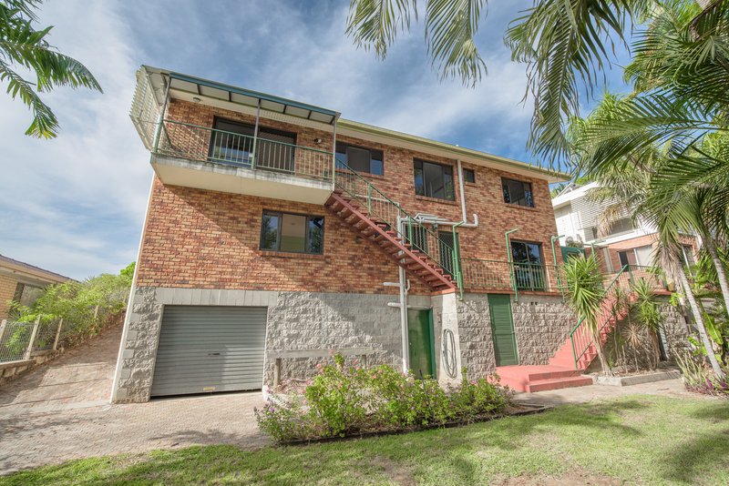 Photo - 14 Laver Street, West Gladstone QLD 4680 - Image 21