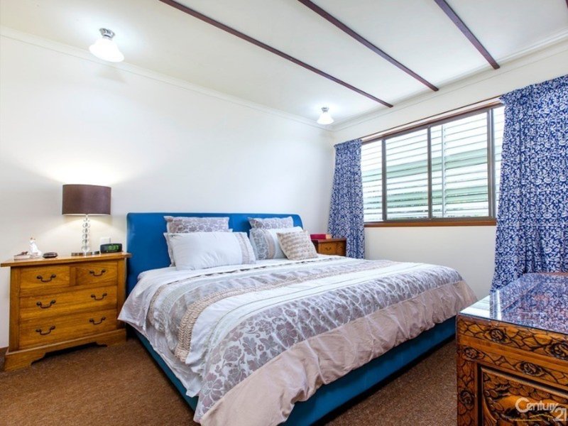 Photo - 14 Lawrence Street, Mooloolaba QLD 4557 - Image 7