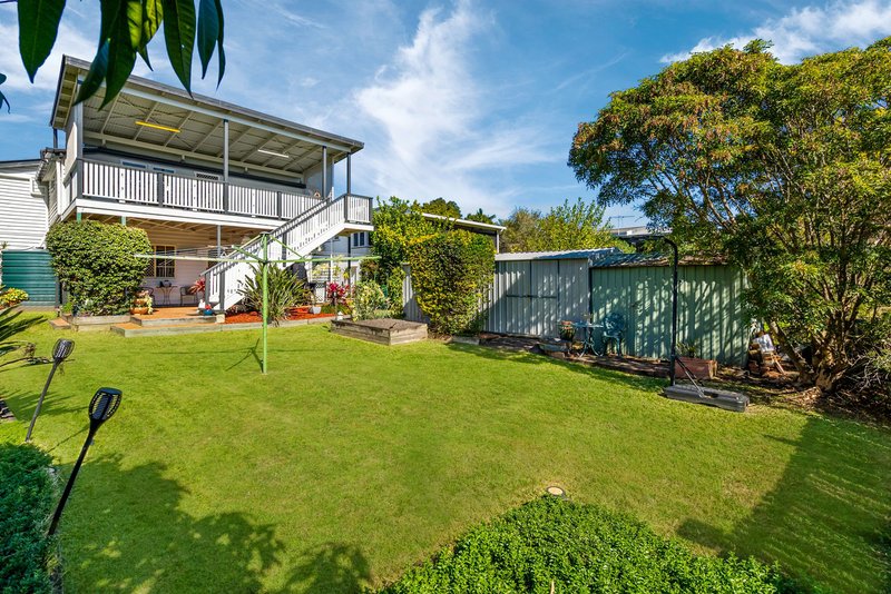 14 Lawson Street, Oxley QLD 4075