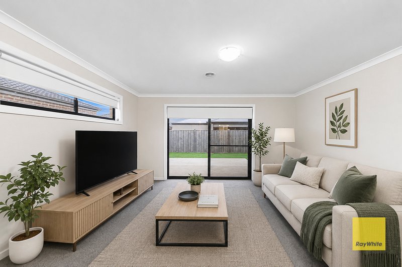 Photo - 14 Lay Street, Tarneit VIC 3029 - Image 8