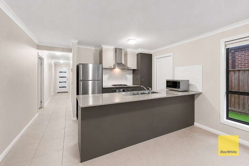 Photo - 14 Lay Street, Tarneit VIC 3029 - Image 14