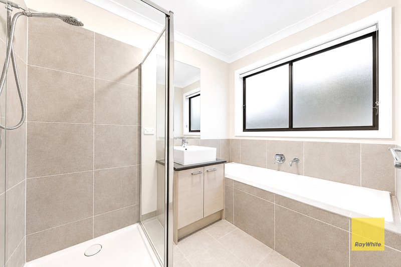 Photo - 14 Lay Street, Tarneit VIC 3029 - Image 18