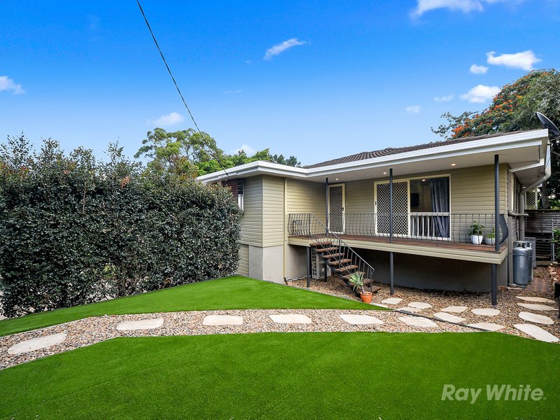 Photo - 14 Leslie Street, Arana Hills QLD 4054 - Image 2