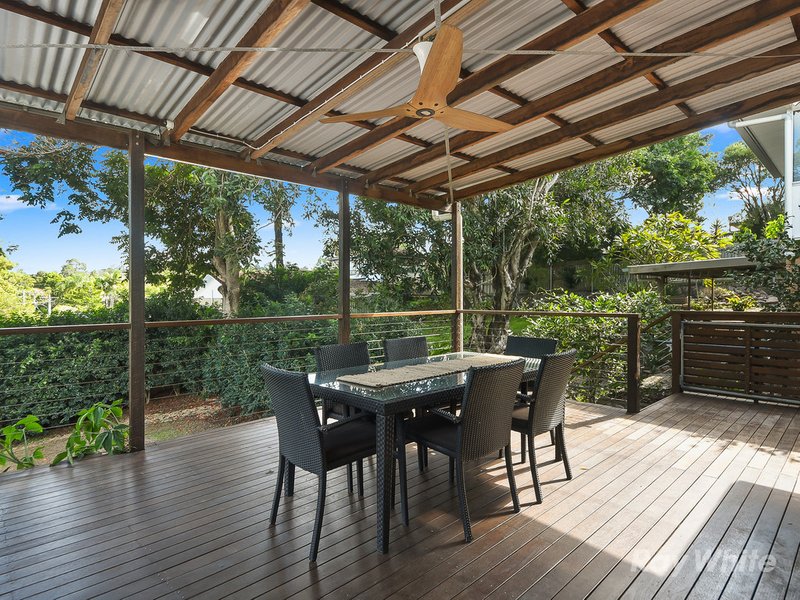 Photo - 14 Leslie Street, Arana Hills QLD 4054 - Image 11