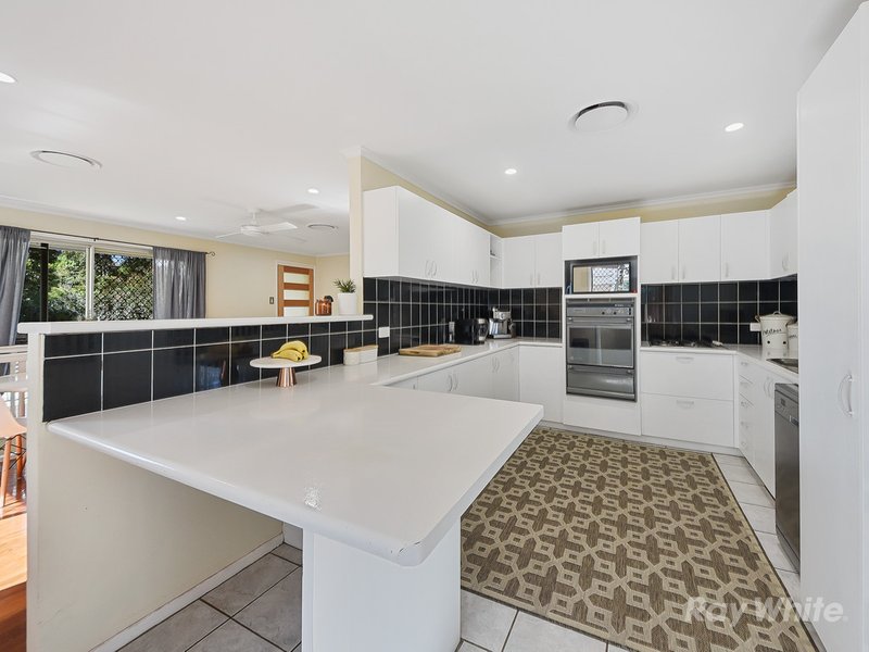 Photo - 14 Leslie Street, Arana Hills QLD 4054 - Image 13