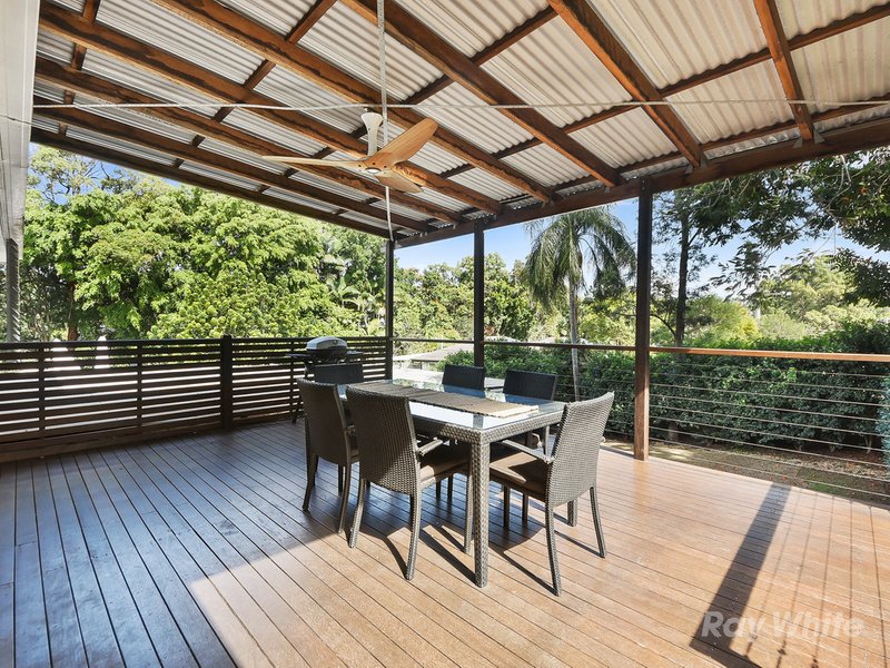 Photo - 14 Leslie Street, Arana Hills QLD 4054 - Image 15