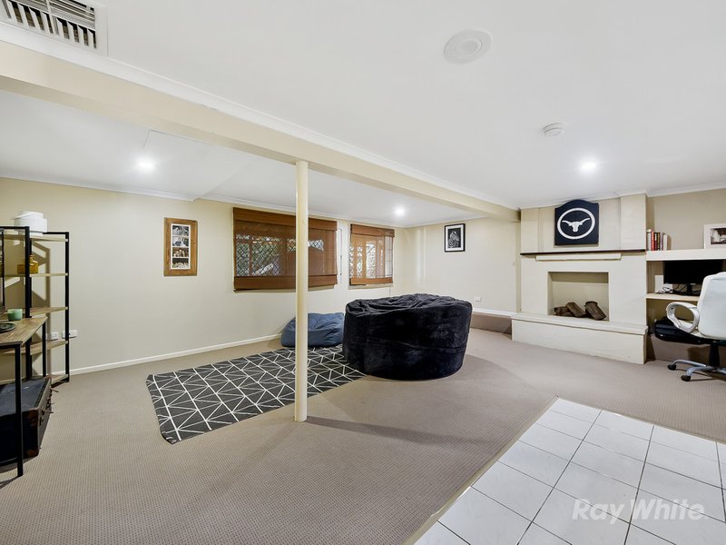 Photo - 14 Leslie Street, Arana Hills QLD 4054 - Image 17