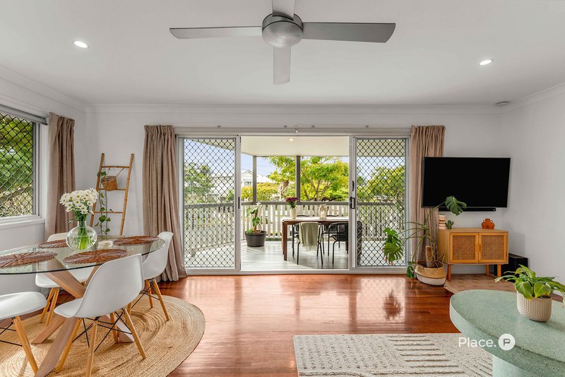 Photo - 14 Leura Avenue, Hawthorne QLD 4171 - Image 7