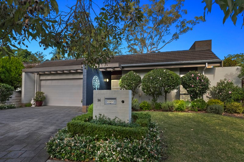 Photo - 14 Leura Crescent, Turramurra NSW 2074 - Image 2