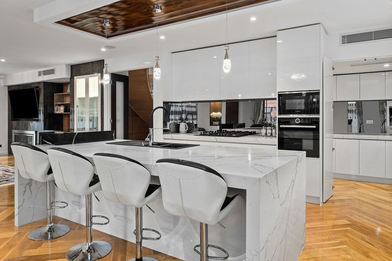 Photo - 14 Liewah Circuit, Craigieburn VIC 3064 - Image 7