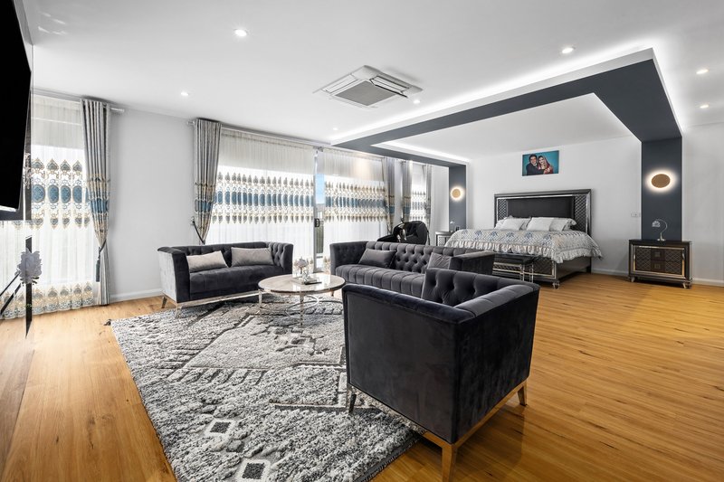 Photo - 14 Liewah Circuit, Craigieburn VIC 3064 - Image 12