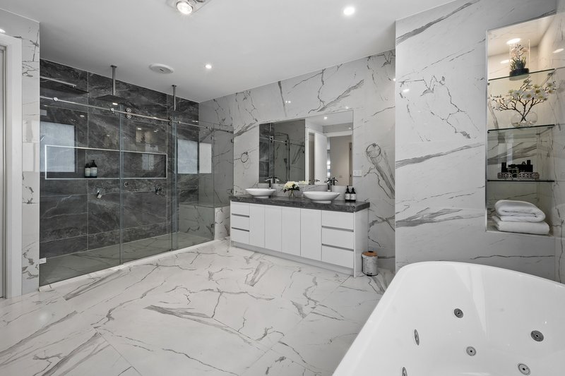 Photo - 14 Liewah Circuit, Craigieburn VIC 3064 - Image 17