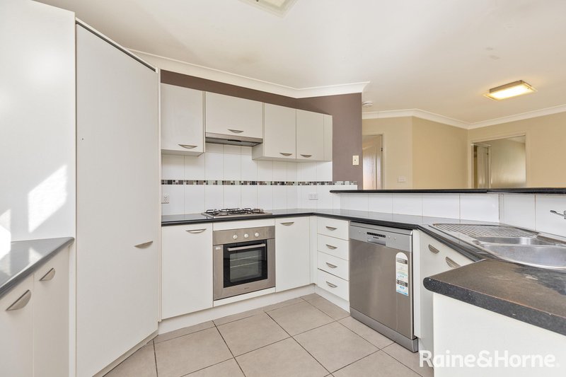 Photo - 14 Lindsay Road, Tamworth NSW 2340 - Image 2