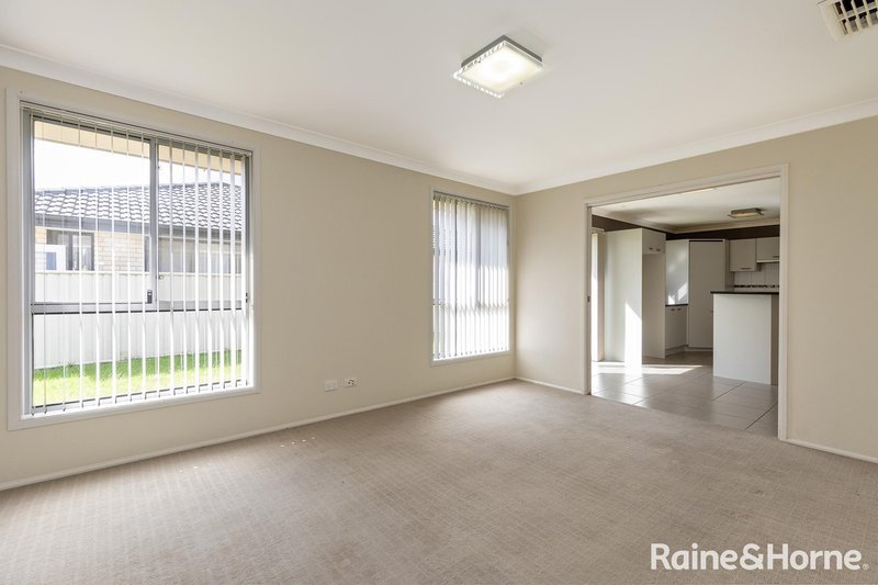 Photo - 14 Lindsay Road, Tamworth NSW 2340 - Image 4