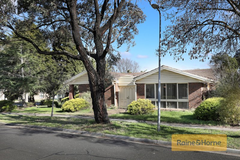 Photo - 14 Linlithgow Way, Melton West VIC 3337 - Image 12