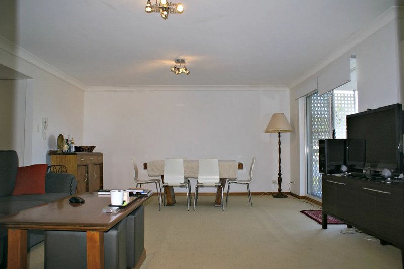 Photo - 1/4 Little Street, Albion QLD 4010 - Image 2