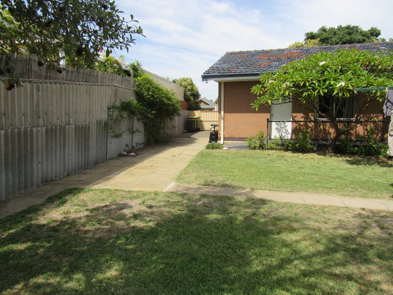 Photo - 14 Liverpool Street, Shoalwater WA 6169 - Image 3