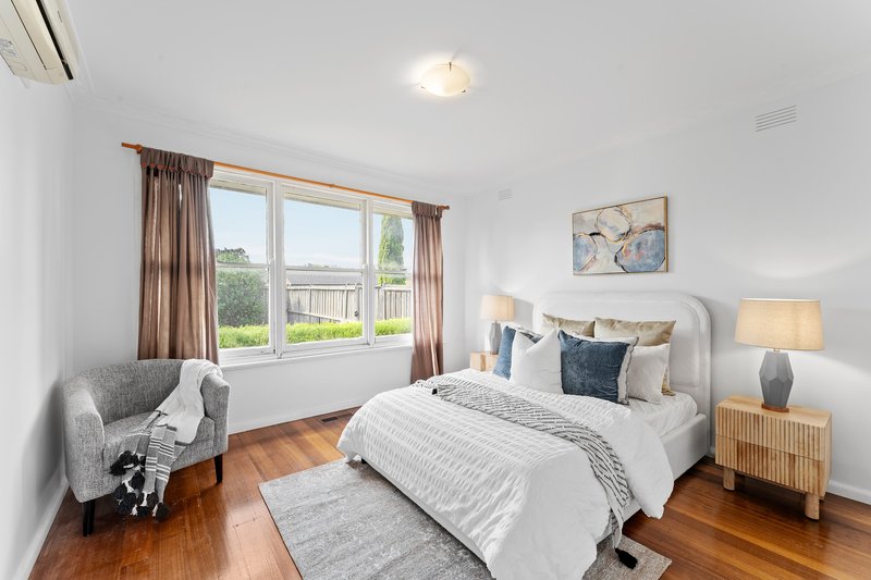 Photo - 1/4 Lockington Crescent, Dandenong VIC 3175 - Image 4