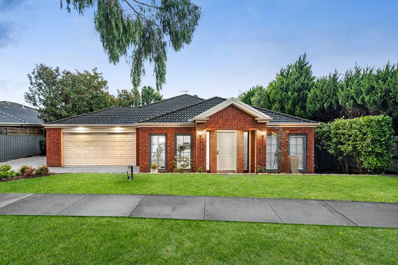 Photo - 14 Loders Way, Berwick VIC 3806 - Image 1
