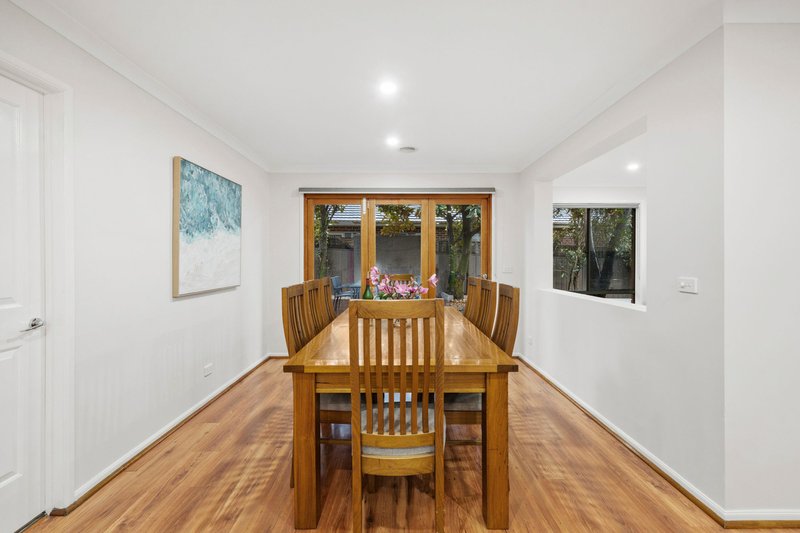 Photo - 14 Loders Way, Berwick VIC 3806 - Image 7