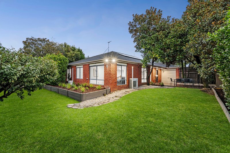 Photo - 14 Loders Way, Berwick VIC 3806 - Image 20