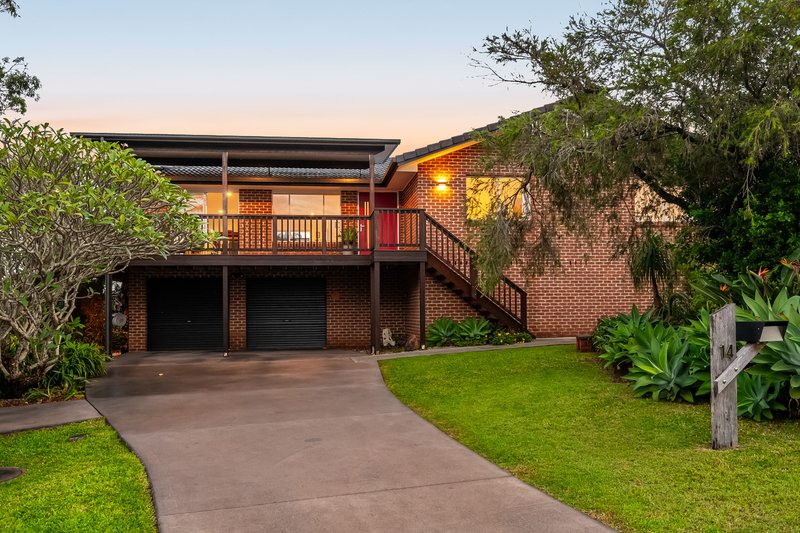 Photo - 14 Loedna Place, Lennox Head NSW 2478 - Image 3