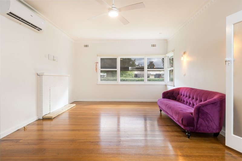 Photo - 14 Logan Avenue, Mildura VIC 3500 - Image 2