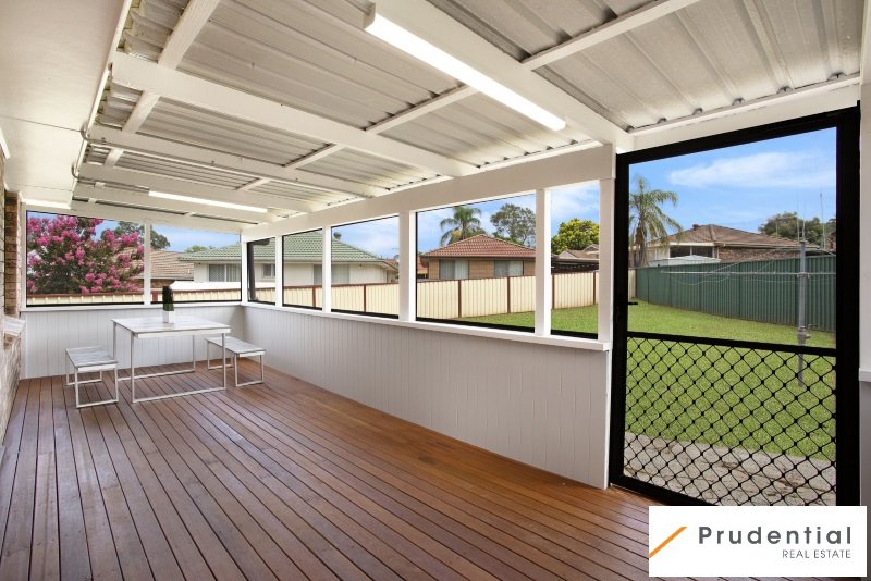 Photo - 14 Loire Place, Kearns NSW 2558 - Image 9